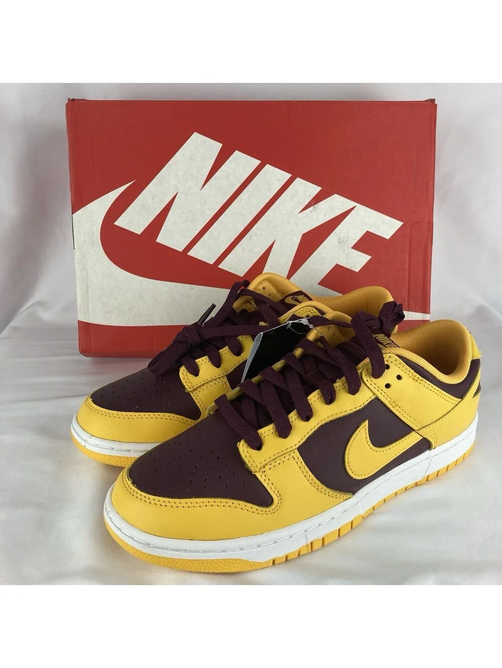 NEW Men’s Size 9.5 Nike Dunk Low Arizona State Sundevils Maroon Gold DD1391-702